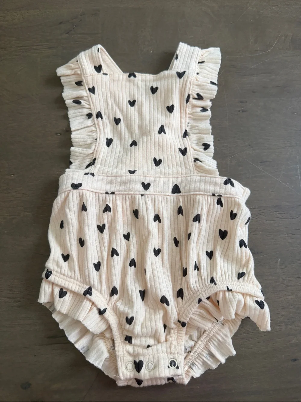 Cat & Jack Baby Girls Knit Cotton Heart Ruffle Romper One-Piece Snap 0-3M